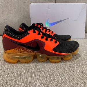 Nike Air VaporMax CS Athletic Running Shoes